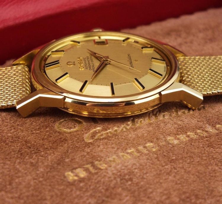 Omega Constellation Pie Pan Delux 18k Gold Dial Bracelet 18k Box