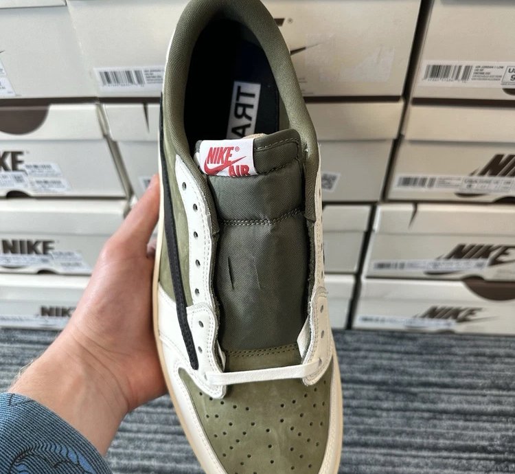 Air Jordan 1 Retro Low Og Sp Travis Scott Reverse Mocha