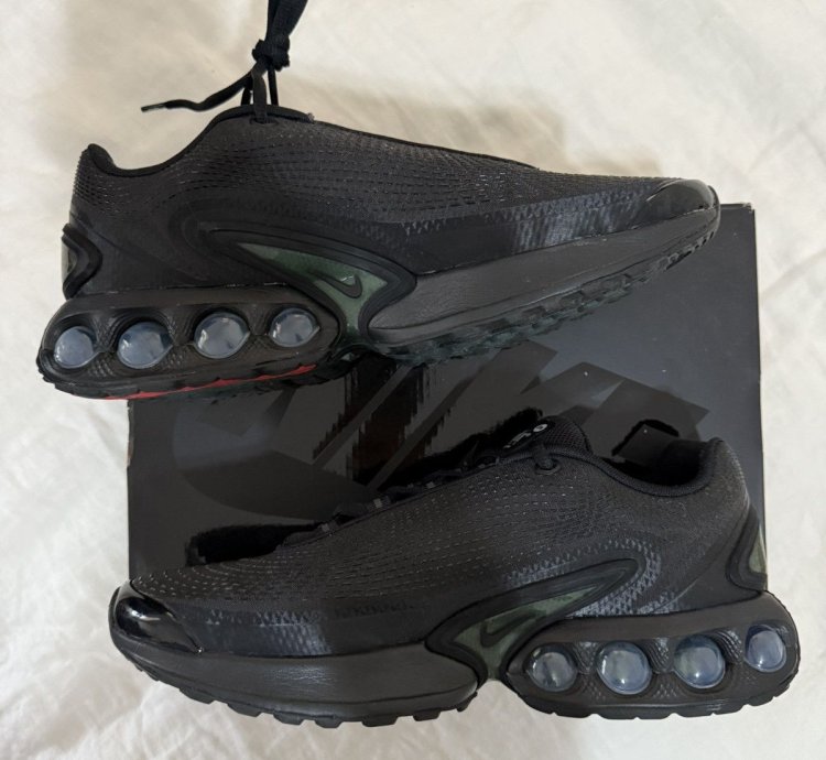 Supreme Air Max Dn Black Galactic Jade
