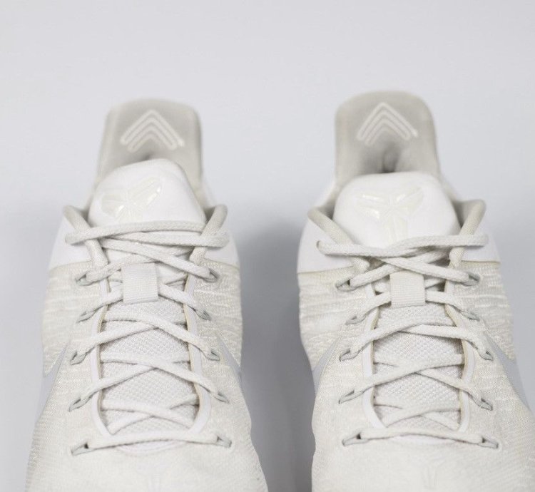 Nike Kobe Chrome