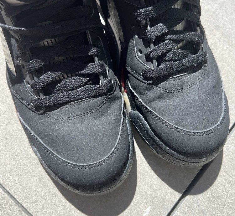 Supreme Jordan 5 Black