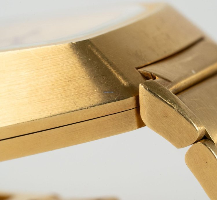 Omega Constellation Quartz Vintage Omega Constellation Electroquartz Beta 21 In 18k Gold With Original Box Reference 196 006 From The 1970s