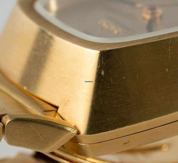 Omega Constellation Quartz Vintage Omega Constellation Electroquartz Beta 21 In 18k Gold With Original Box Reference 196 006 From The 1970s