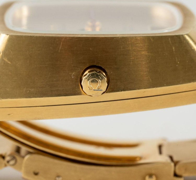Omega Constellation Quartz Vintage Omega Constellation Electroquartz Beta 21 In 18k Gold With Original Box Reference 196 006 From The 1970s