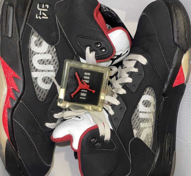 Supreme Jordan 5 Black 2015