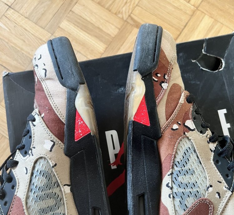 Supreme Jordan 5 Retro Desert Camo Us10 5