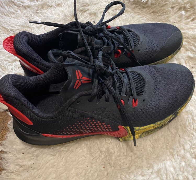 Nike Kobe Mamba Fury Alternate Bruce Lee Size 10