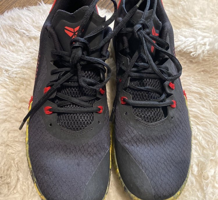 Nike Kobe Mamba Fury Alternate Bruce Lee Size 10