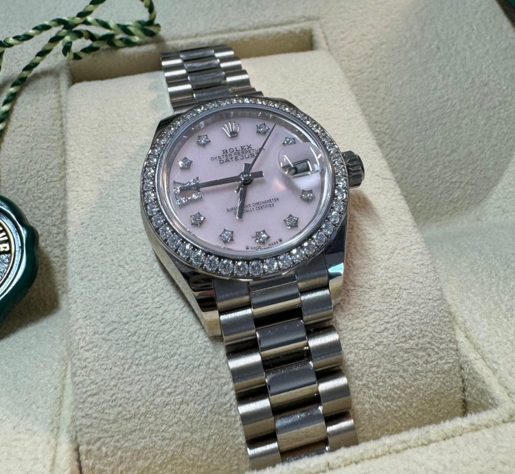 Rolex Lady-datejust New Unworn Oyster 28mm White Gold And Diamonds 279139rbr