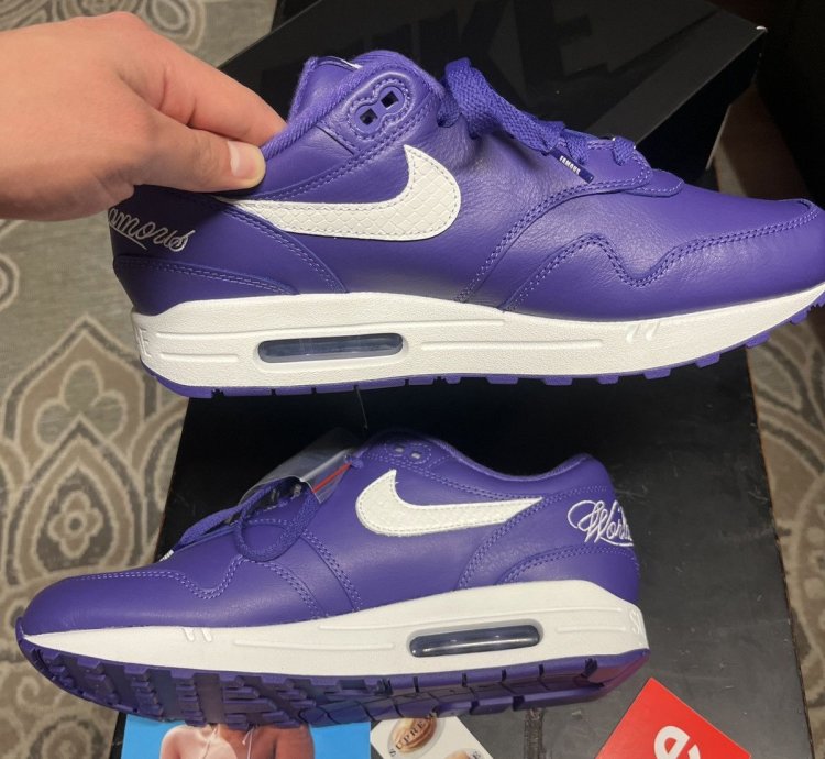 Supreme Nike Air Max 1 Purple Size 10