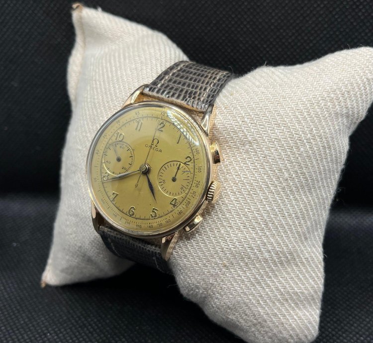 Omega Cronografo Mecanico Calibre 33 3