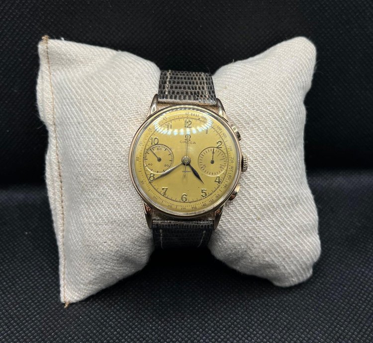 Omega Cronografo Mecanico Calibre 33 3