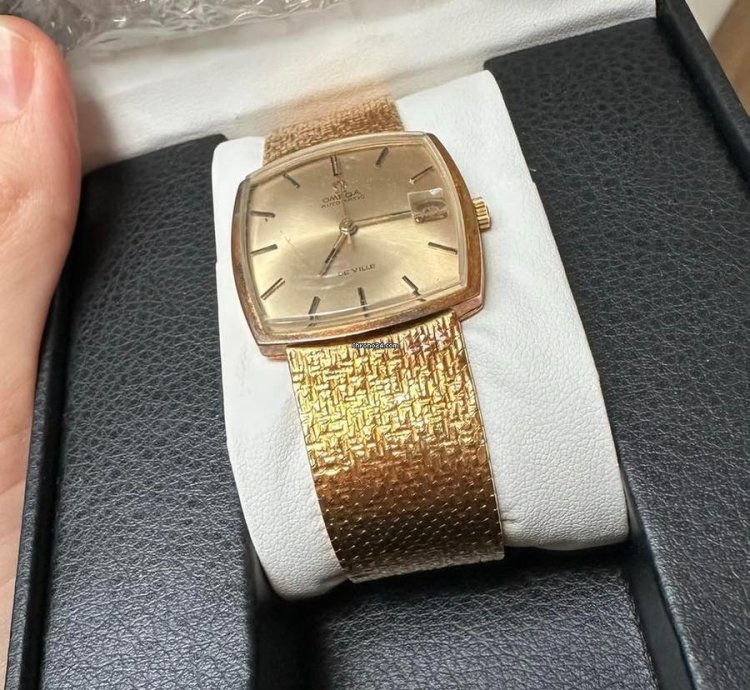 Omega De Ville 18k Solid Gold Unique Condition 9 8 10