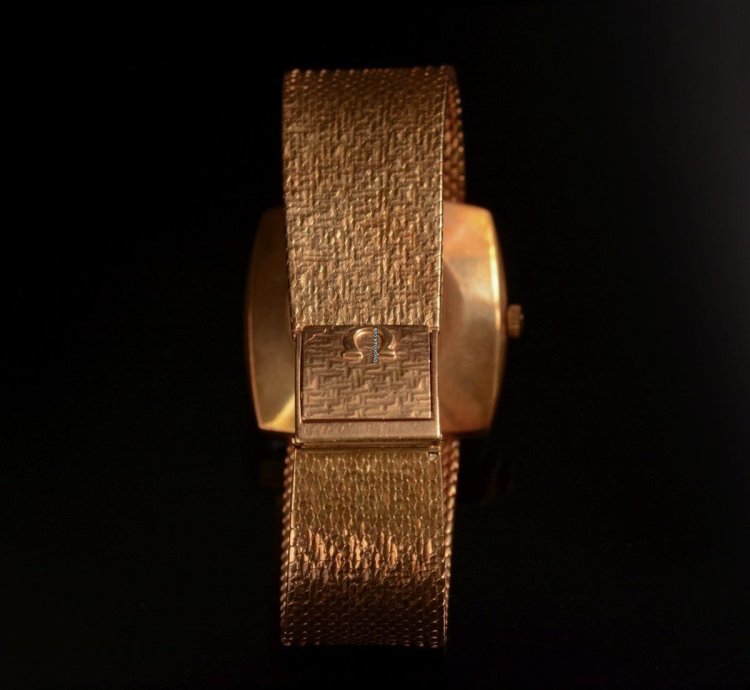 Omega De Ville 18k Solid Gold Unique Condition 9 8 10