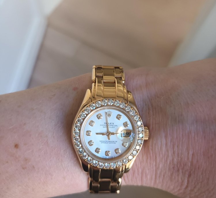 Rolex Lady-datejust Pearlmaster 18k Yellow Gold Mop Dial And Original Diamonds
