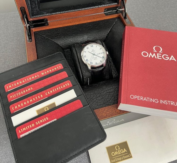 Omega De Ville 431 93 41 22 04 001