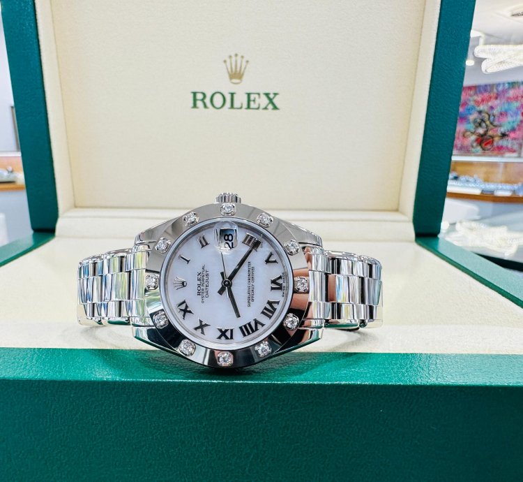 Rolex Lady-datejust Pearlmaster Masterpiece 81319 18k White Gold 34mm Mop Dial 12 Diamond Bezel Unworn