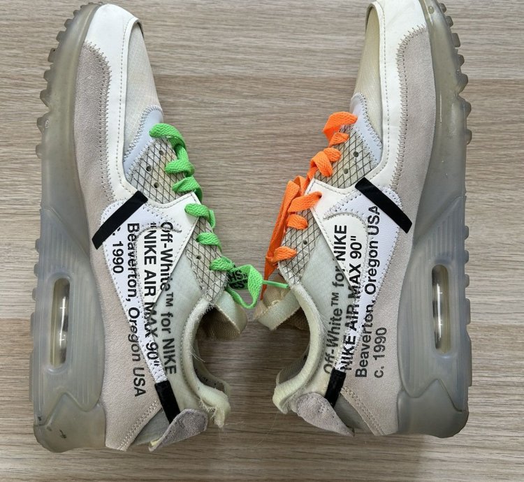 The 10 Nike Air Max 90