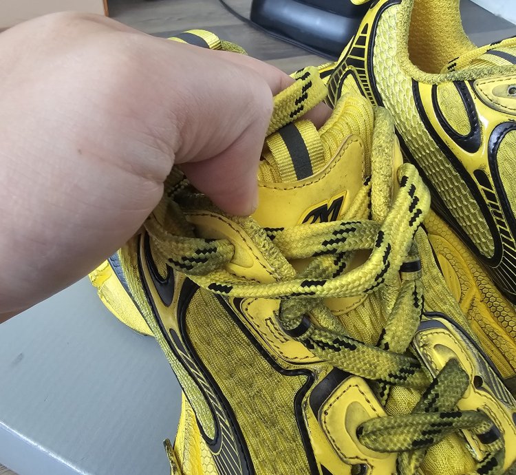 3xl Sneaker