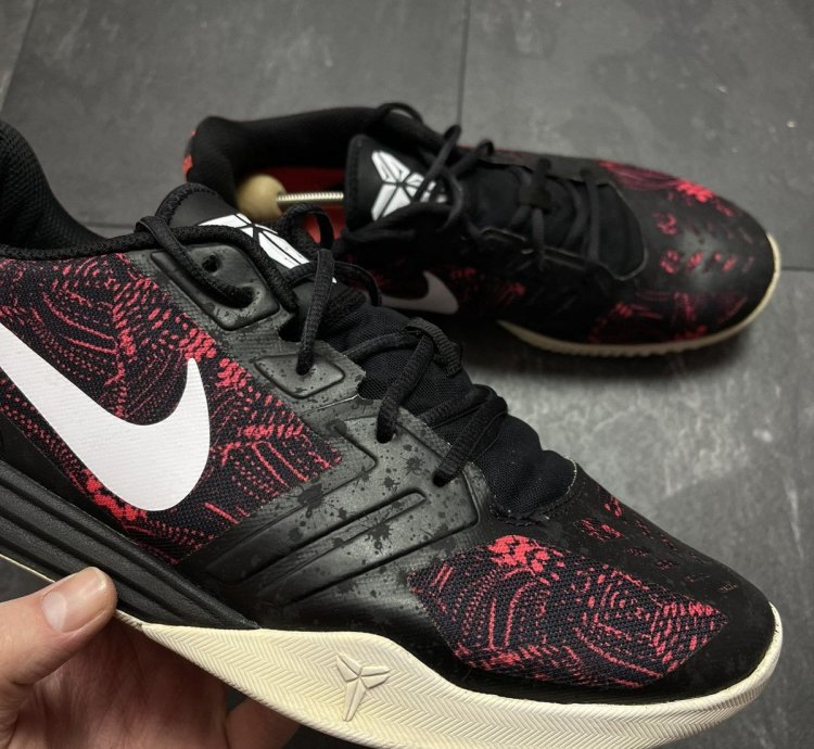 Nike Kobe Mentality Bright Crimson