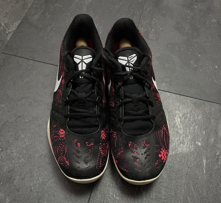 Nike Kobe Mentality Bright Crimson