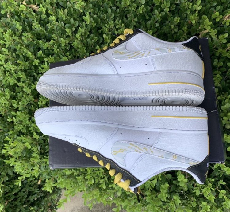 Af-1 07 Lv White Photon Dust-saturn Gold
