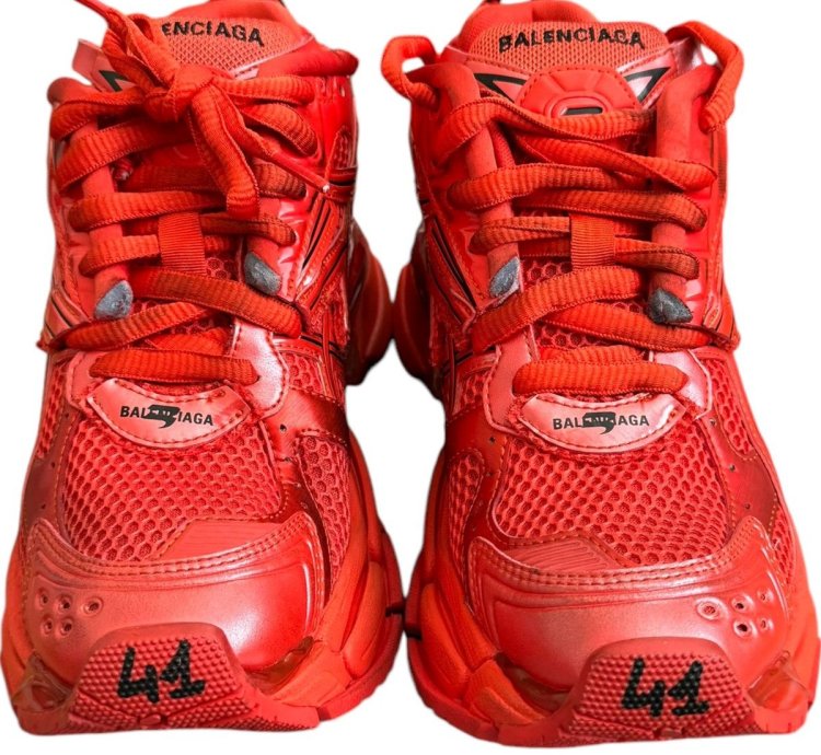 41 Red Reconstructed Runner