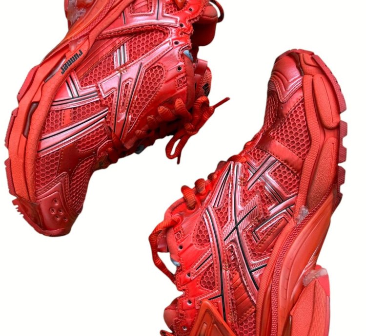 41 Red Reconstructed Runner