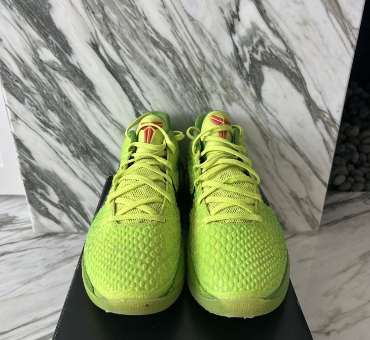 Nike Kobe Protro 6 Grinch - Size 12