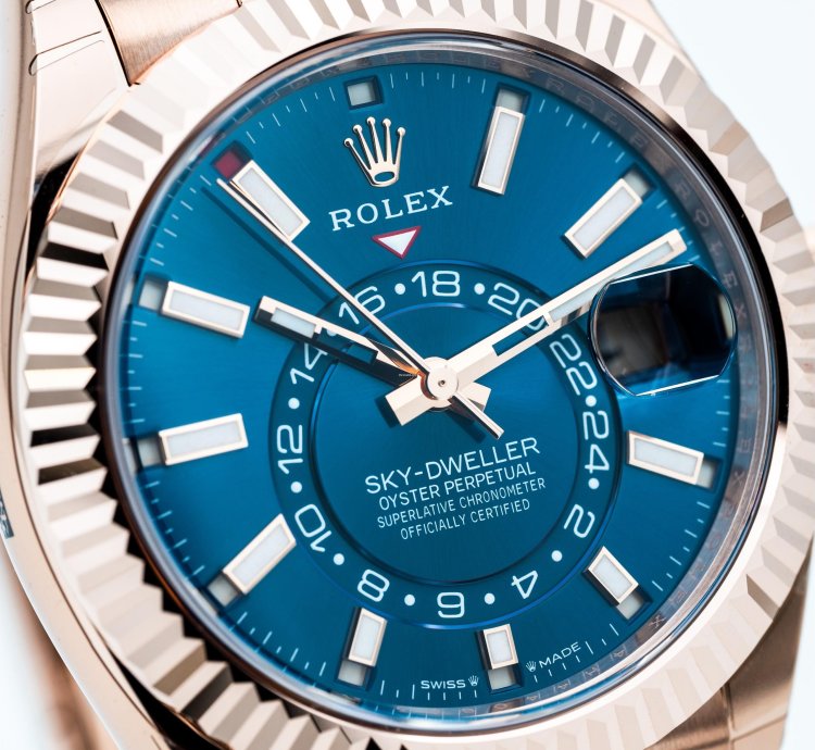 Rolex New 2025 336935 Blue Saros 18kt Rose Gold Jubilee Bracelet