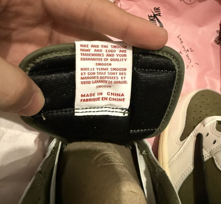 Travis Jordan 1 Low Reverse Olive