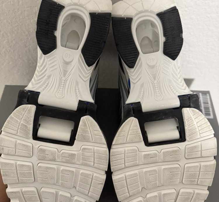 Balenciaga -pander Sneaker Grey Blue 46