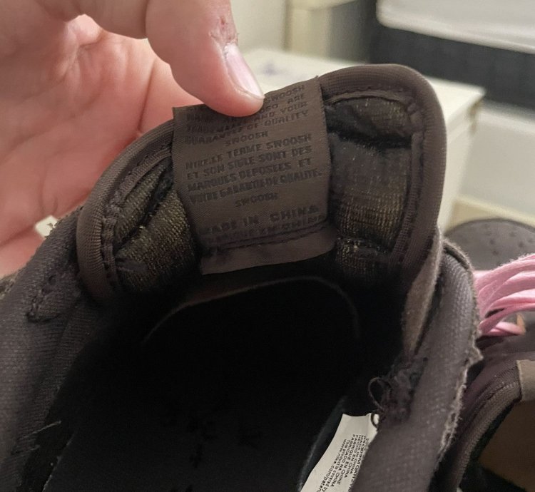 Travis Scotr Jordan 1 Low Velvet Brown 9 5 Used