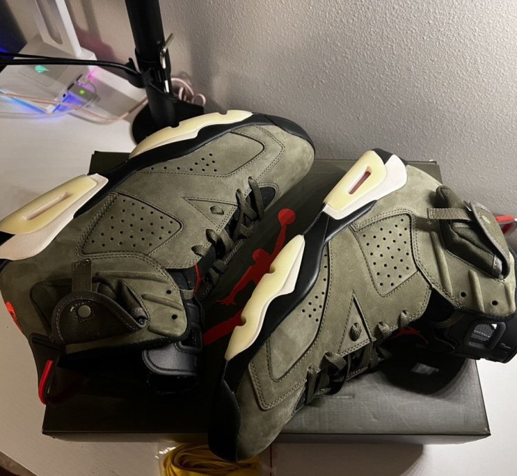 Travis Scott 6 Olive