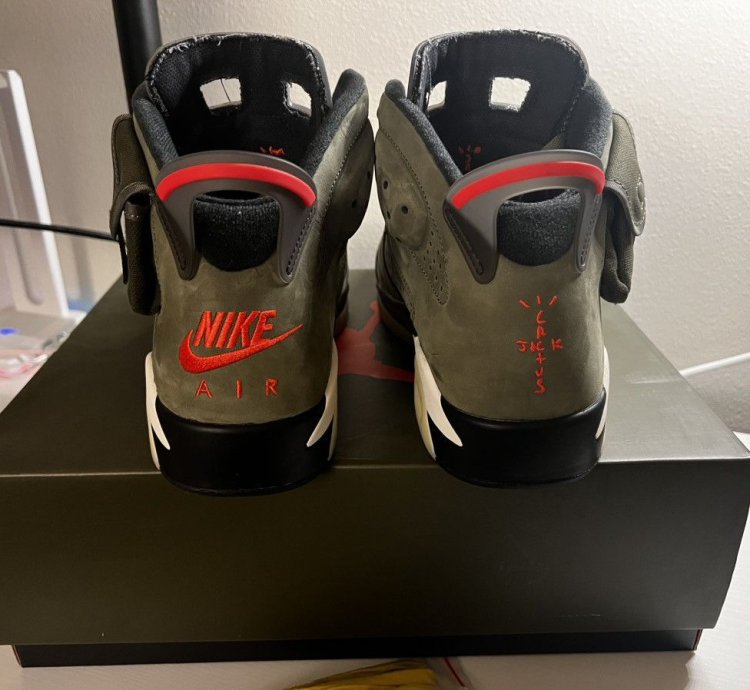 Travis Scott 6 Olive