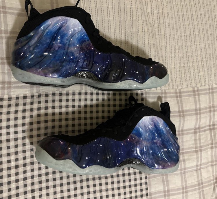 Air Foamposite One Galaxy 2025 ds In Hand