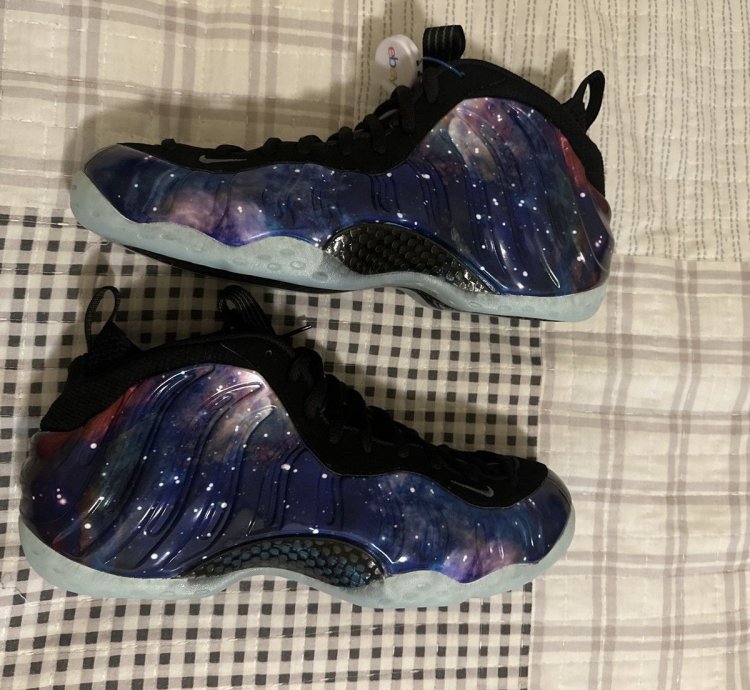 Air Foamposite One Galaxy 2025 ds In Hand