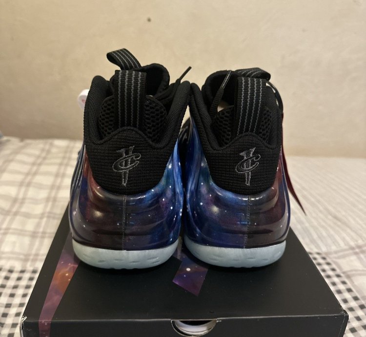 Air Foamposite One Galaxy 2025 ds In Hand