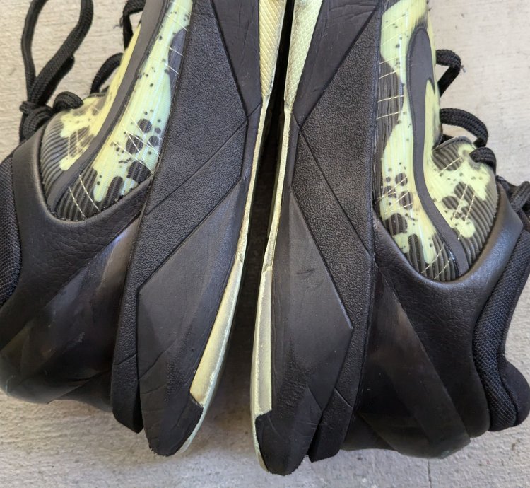 Nike Kobe Vii 7 Men 10 5 Poison Dart Frog 488371-300