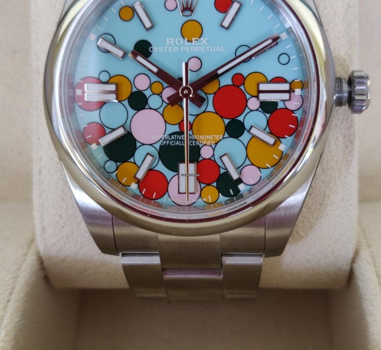 Rolex Oyster Perpetual 41 124300 41 Celebration Dial stickers