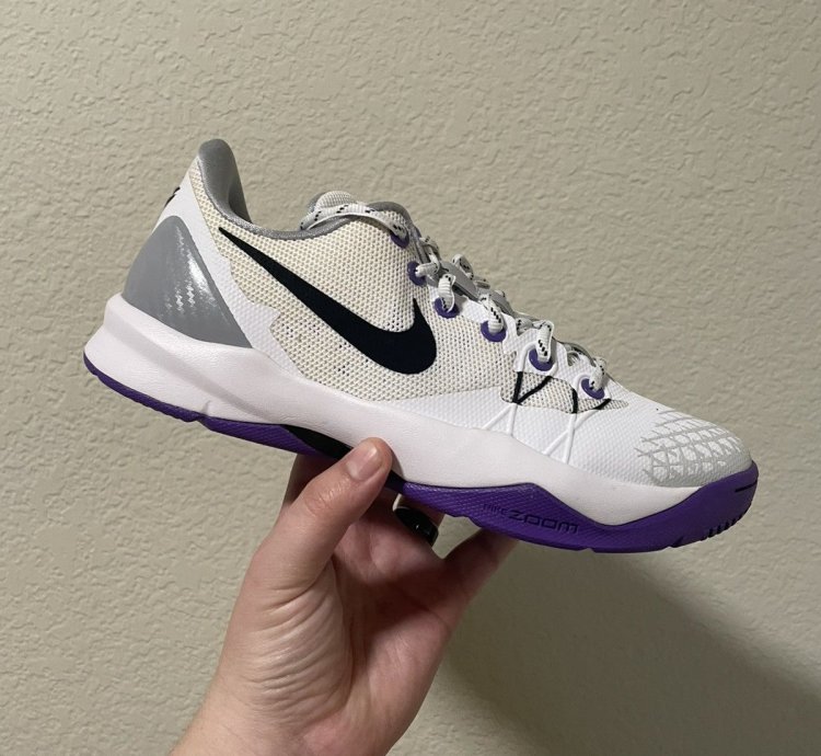 Nike Kobe White And Purple