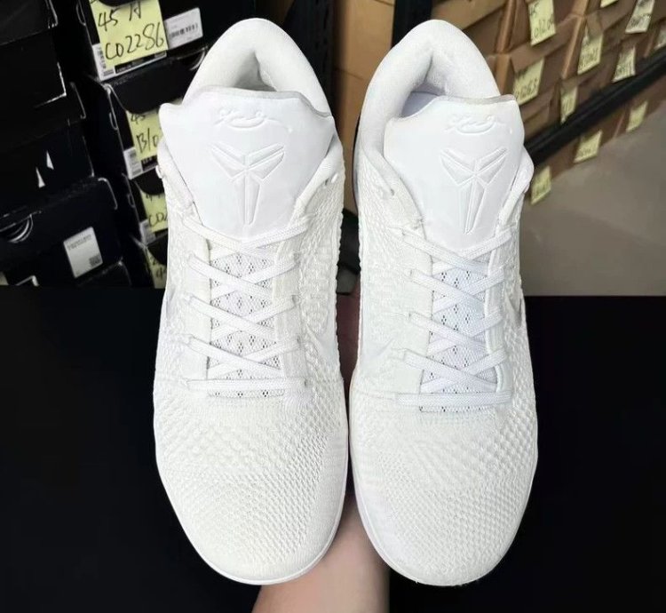 Nike Kobe Zk9 Basketball Shoes Size 46