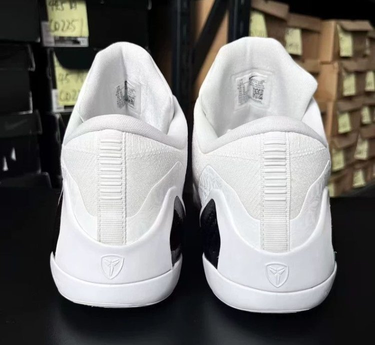 Nike Kobe Zk9 Basketball Shoes Size 46