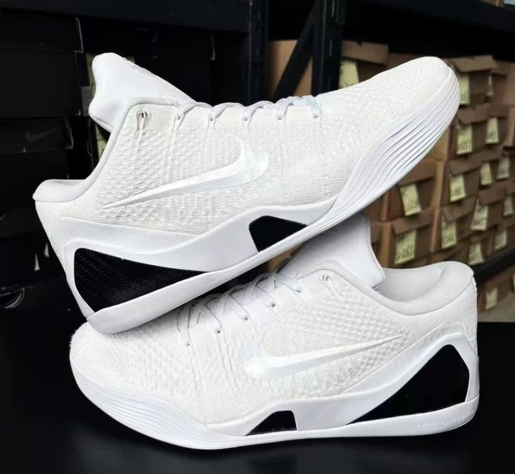 Nike Kobe Zk9 Basketball Shoes Size 46
