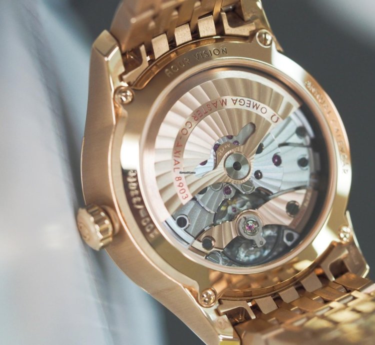 Omega De Ville Hour Vision Co-axial Master Chronometer 433 50 41 22 03 001