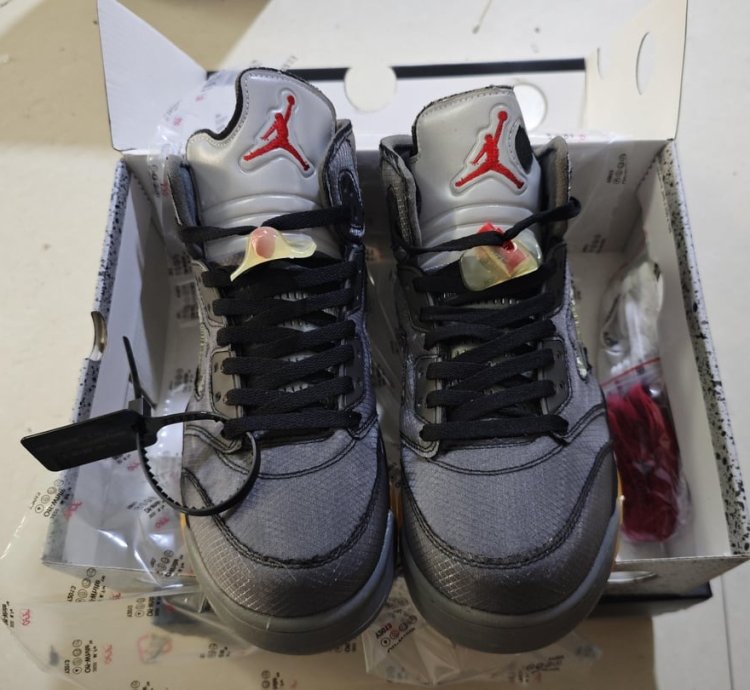 Jordan 5 Retro Off-white Muslin