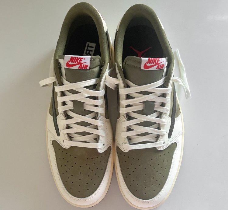 Travis Scott Air Jordan 1 Low Sp Medium Olive