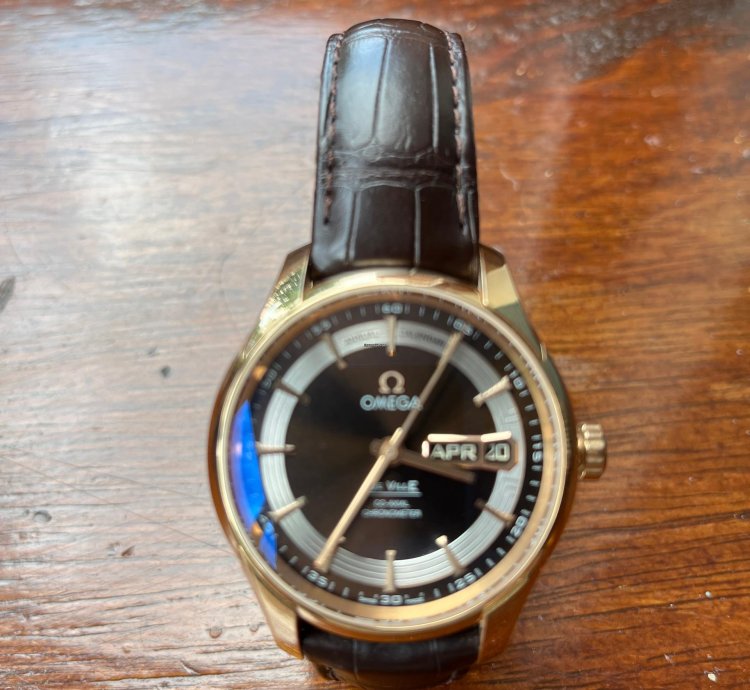 Omega De Ville Hour Vision Complete