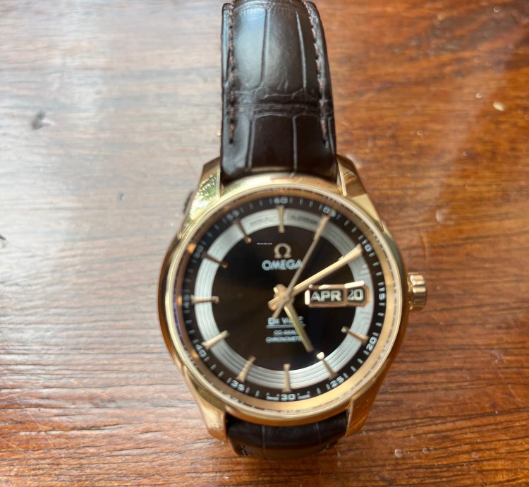Omega De Ville Hour Vision Complete