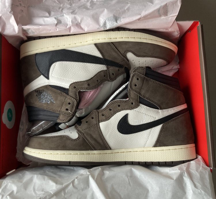 Travis Scott Air Jordan 1 Retro High Og Mocha